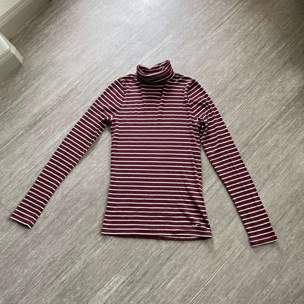 Maroon Turtleneck Long Sleeve